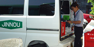 医薬品配送スタッフ