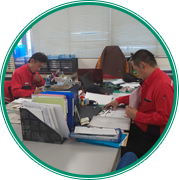 17：00  翌日の予定確認を行い 退社します。