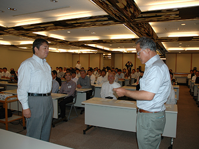 全従業員による研修会